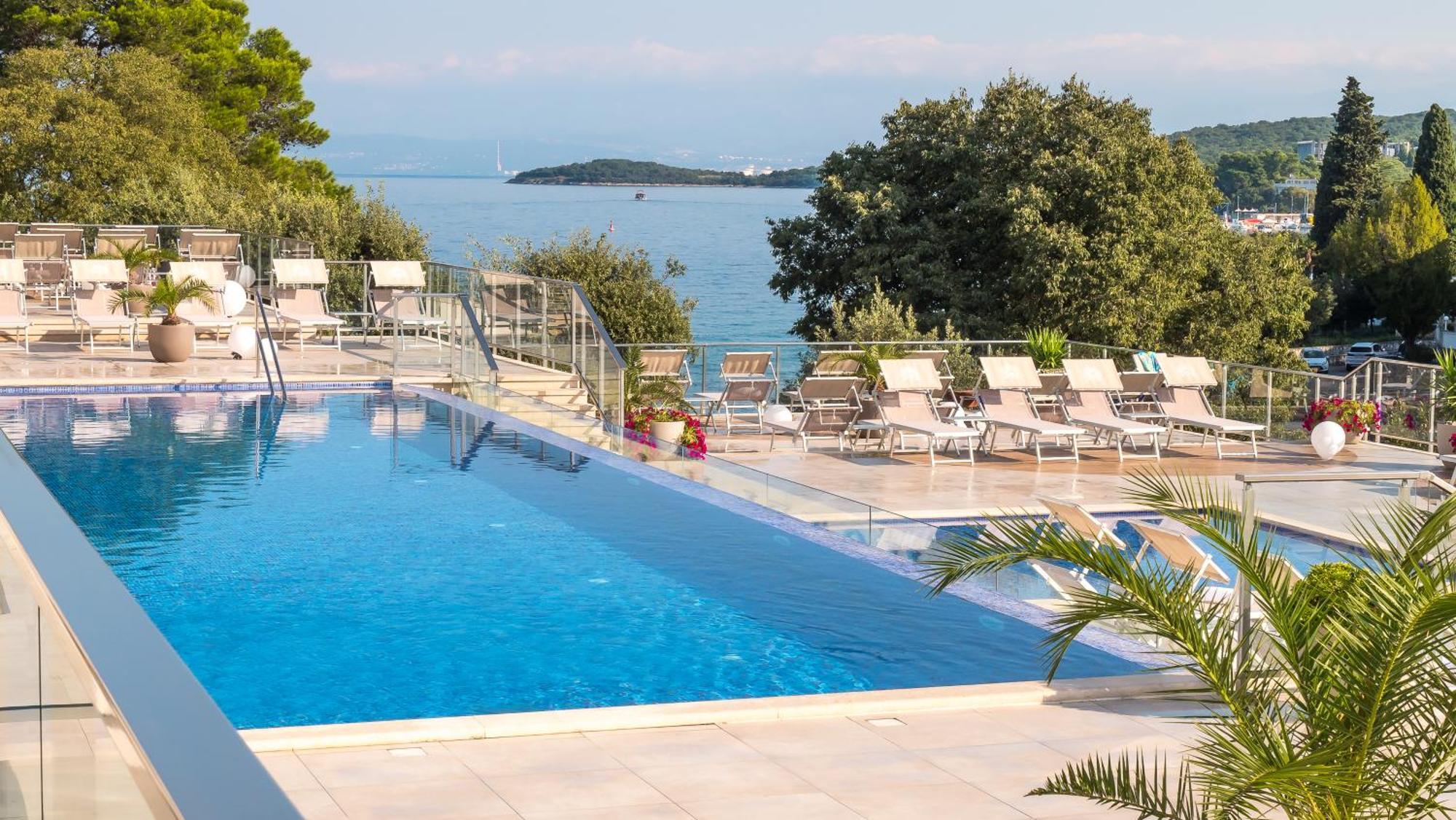 Malin Hotel 4*